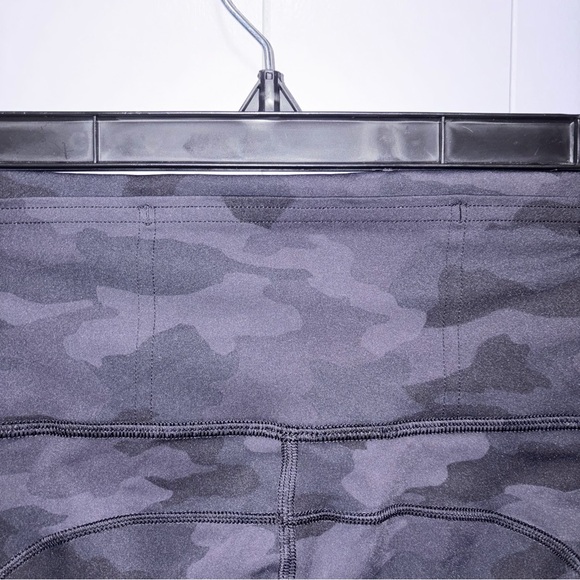Lululemon Fast and Free Tight II 25" Non-Reflective Nulux Camo Deep Coal Multi 6 - Picture 6 of 7